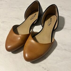 Kenneth Cole Reaction Women's Brown and Black Flats